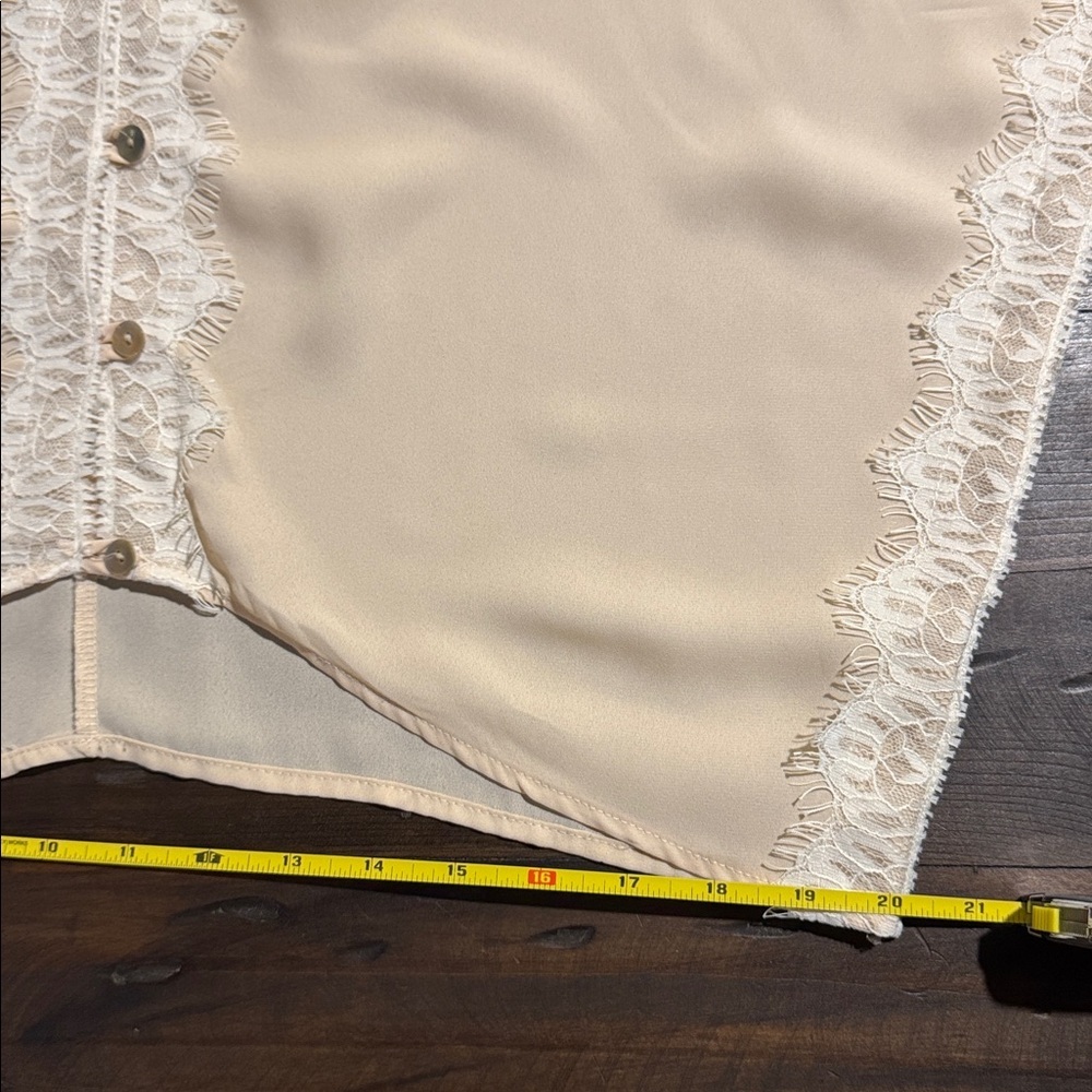 ALLOY Cream Lace Poncho Blouse - Picture 5 of 10